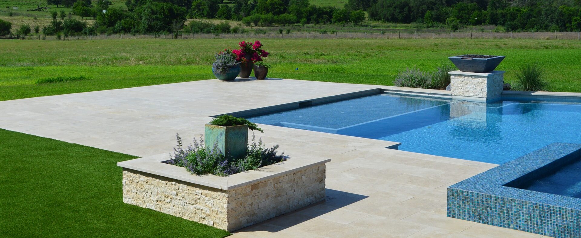 1002 Ivory Tuscany Pool Deck